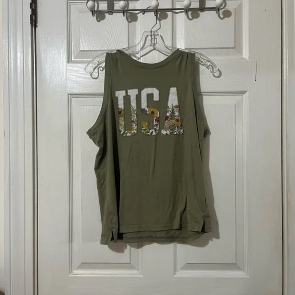 Maurices Green USA Floral Graphic Muscle Tee